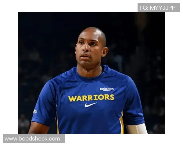 绿军记者感叹湖勇大战中看到斯玛特与霍福德对决让人感觉十分怪异